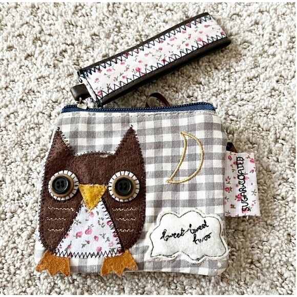 Felt Owl Wristlet | Gingham Stitch Design Moon Fall Pouch Bag Autumn Pink Roses - Picture 1 of 8
